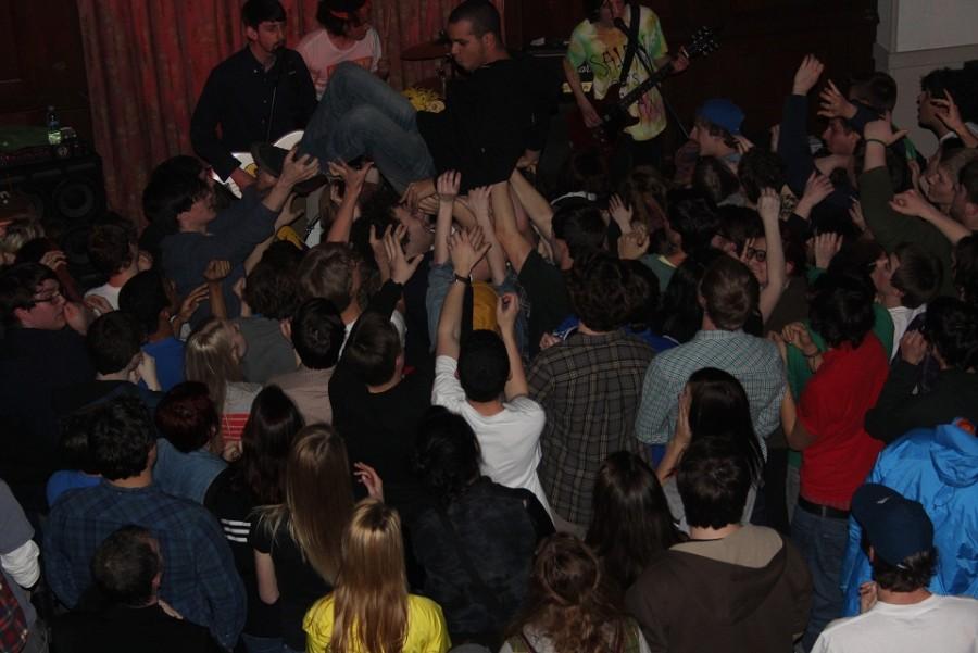 Tigers Jaw play Downtown Arts before hiatus