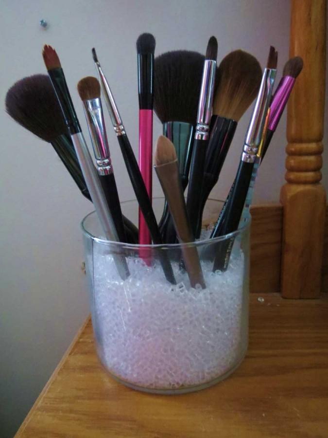 Beauty+Basic%3A+How+to+care+for+makeup+brushes