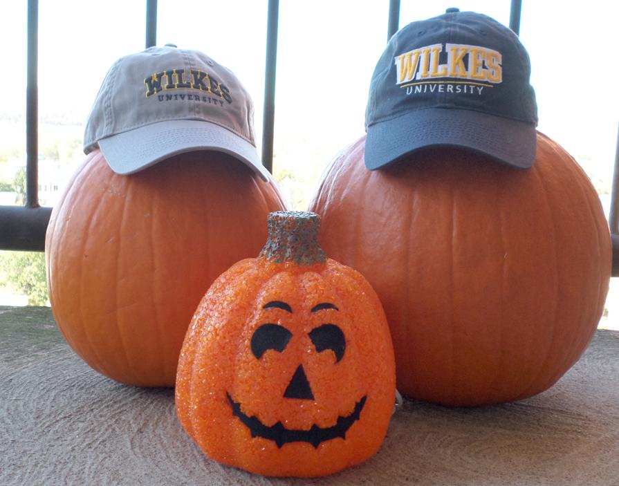 Campus gets spooky for 'Freak Week'