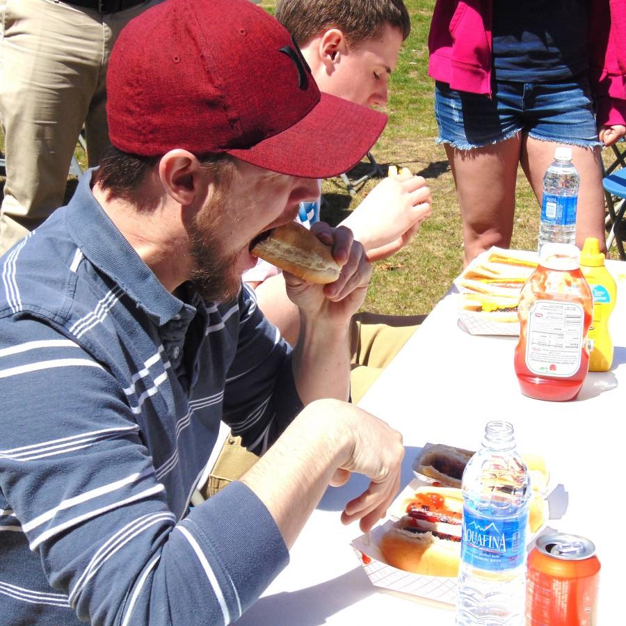 Eating hot dogs to support the Student Veterans Council