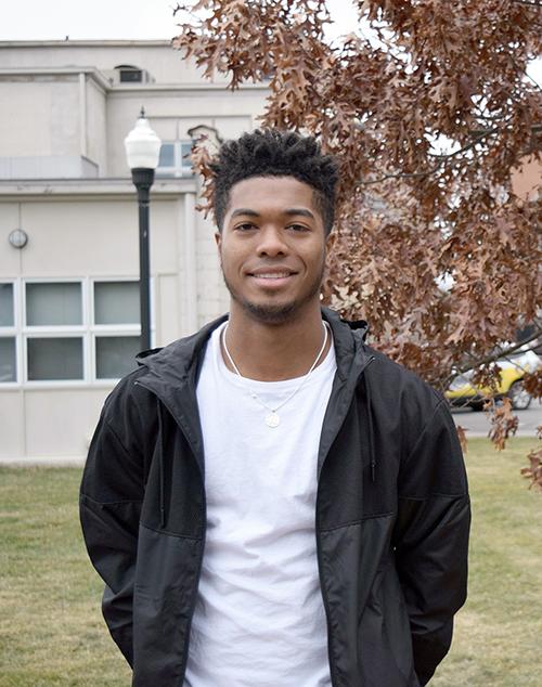 Sophomore basketball player, Marcus Robinson