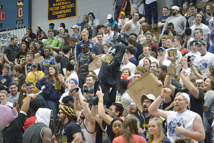 2015 home basketball game vs Kings