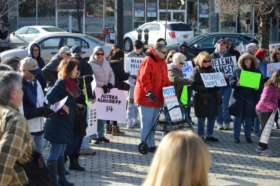 Citizens of Wilkes-Barre held signs supporting stronger gun control, as well signs dedicated to the remembrance of victims of the Parkland shooting.