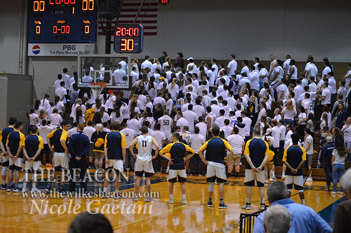 Colonels stand united prior to their MAC Freedom Semifinal game