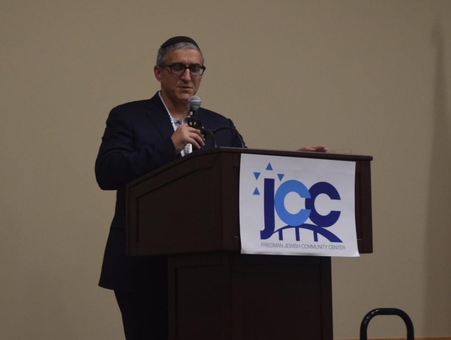 Rabbi Pesach Wolicki spoke to the Friedman JCC on Wednesday.