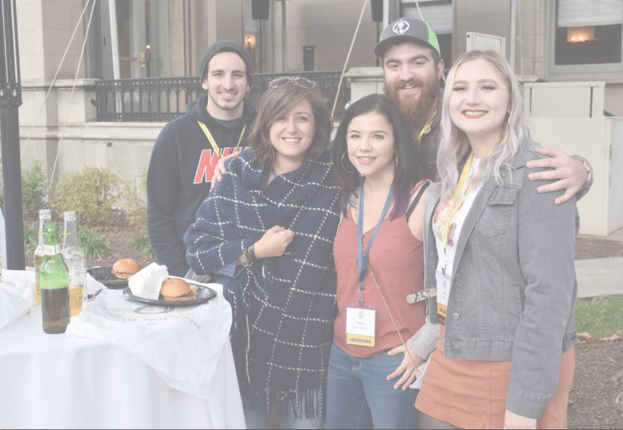 Assistant Professor Lisa Reynolds (second from left) accompanied by 2018 DDMA alumni Thurman Fogleman, Darcy Huff, Brandon Redcay and Emily Bellanco at Pints with Professors.