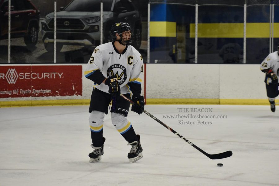 Michael Gurska, the Colonels’ captain, quietly turned in one of the best season’s offensively for any defenseman, leading all defensemen and finishing fourth in the country with 33 assists. Gurska was named an AHCA second team All-American. 