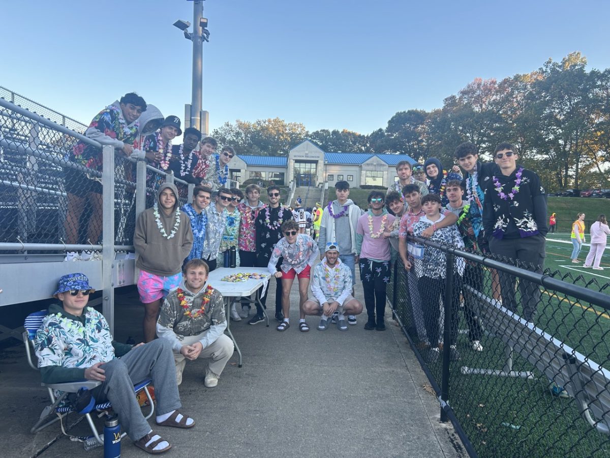 Men’s Soccer kick back and hang ten at the Student-Athlete Advisory Comittee Trunk or Treat